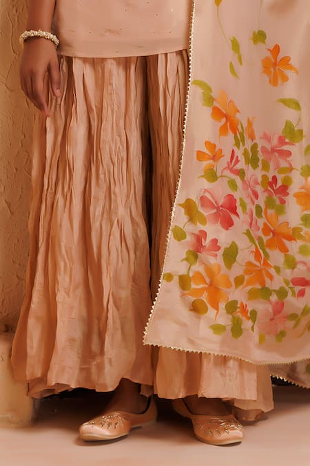 Buy_Geroo Jaipur_Pink Chanderi Embroidery, Mirrors Keyhole Neck Mukaish Kurta Gharara Set _Online_at_Aza_Fashions