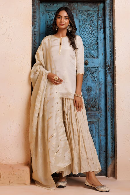 Geroo Jaipur Chanderi Embellished Kurta Gharara Set 