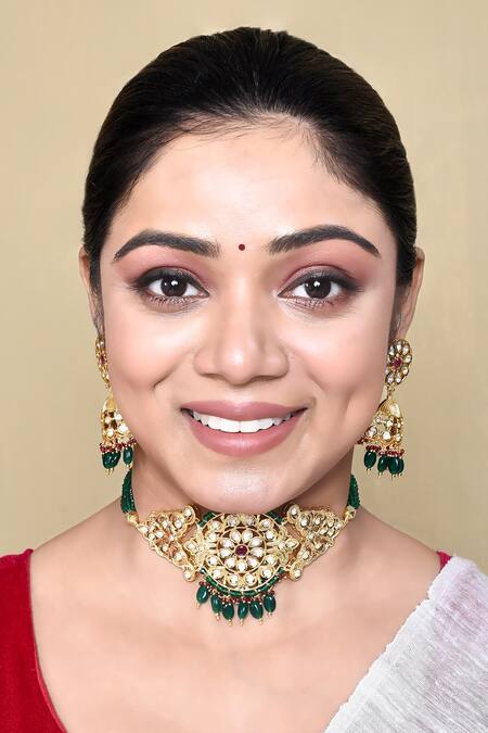 Nazaakat By Samara Singh_Green Stones Kundan And Embellished Choker Necklace Set _at_Aza_Fashions