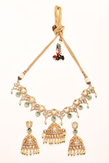 Nazaakat By Samara Singh_White Pearls, Stones Floral Cut Work Pendant Necklace Set _Online_at_Aza_Fashions