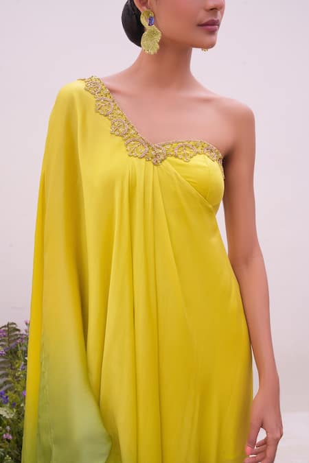 Amrta By Guneet Kondal_Green Satin, Viscose Sequins Asymmetric Ombre One Shoulder Kaftan _at_Aza_Fashions