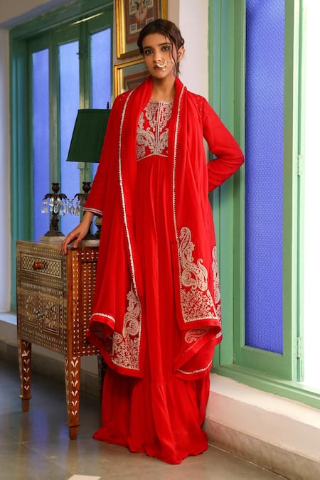 Shop Roohbyridhimaa Red Organza, Silk Zari, Sequins Round Mannat Embroidered Anarkali Churidar Set at Aza Fashions Shop_Roohbyridhimaa_Red Organza, Silk Zari, Sequins Round Mannat Embroidered Anarkali Churidar Set _at_Aza_Fashions