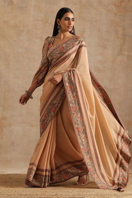 Samvrih_Beige Muslin (60% Viscose Digital Printed Floral Square Neck Saree With Blouse _Online_at_Aza_Fashions