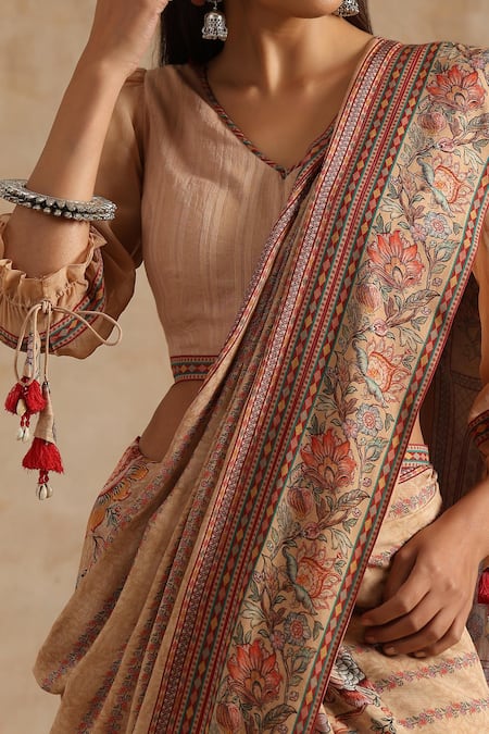 Buy_Samvrih_Beige Muslin, Silk, Viscose Tassels V-neck Floral Digital Printed Saree And Blouse _Online_at_Aza_Fashions