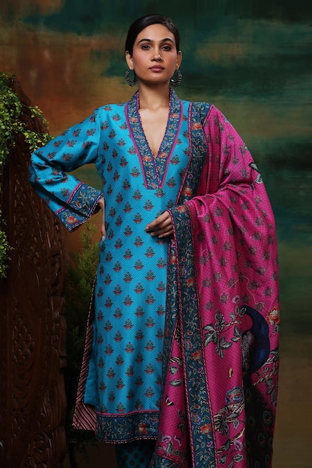 Shop_Samvrih_Blue Chanderi Silk, Voile Embroidery V-neck Neelam Boota Print Kurta Set _Online_at_Aza_Fashions