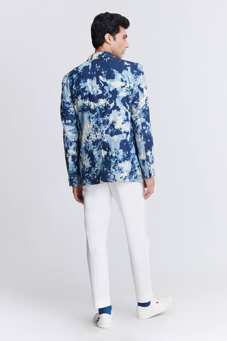 Shop S&N By Shantnu Nikhil Blue Denim Embroidery Abstract Print Blazer at Aza Fashions Shop_S&N By Shantnu Nikhil_Blue Denim Embroidery Abstract Print Blazer_at_Aza_Fashions
