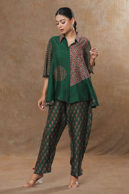 SHRADDHA RAMBHIA Green Slub Silk Printed Floral Stripe Collar Shirt And Pant Set 