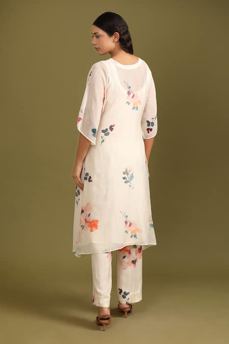 Trendy Tokari_White , , Floral Print A-line Kurta And Pant Set _Online_at_Aza_Fashions