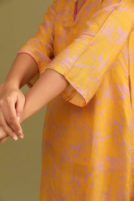 Shop_Trendy Tokari_Yellow Silk, Chanderi Beads V-neck Leaflet Print Kurta And Pant Set _Online_at_Aza_Fashions