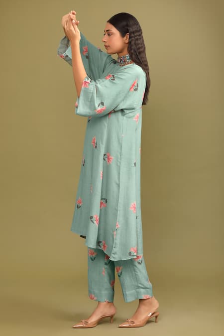 Buy_Trendy Tokari_Green Silk, Chanderi Embroidery, Beads Round Neck Floral Print Kurta Set _Online_at_Aza_Fashions