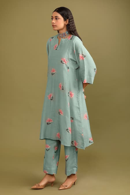Shop_Trendy Tokari_Green Silk, Chanderi Embroidery, Beads Round Neck Floral Print Kurta Set _Online_at_Aza_Fashions