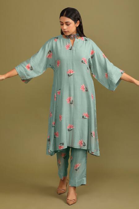 Trendy Tokari_Green Silk, Chanderi Embroidery, Beads Round Neck Floral Print Kurta Set _at_Aza_Fashions