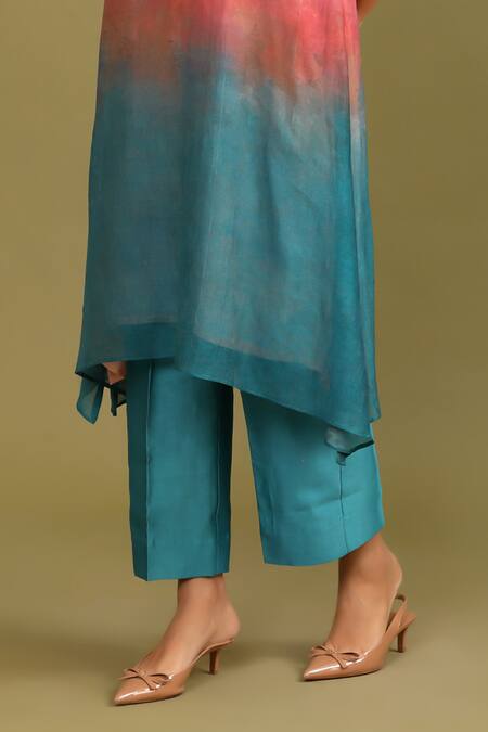 Trendy Tokari Multi Color Silk, Chanderi Embroidery V-neck Haze Print Kurta And Pant Set at Aza Fashions Trendy Tokari_Multi Color Silk, Chanderi Embroidery V-neck Haze Print Kurta And Pant Set _at_Aza_Fashions