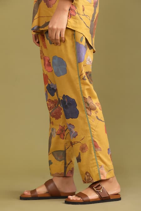 Trendy Tokari_Yellow Cotton Mandarin Collar Forest Print Kurta And Pant Set _at_Aza_Fashions