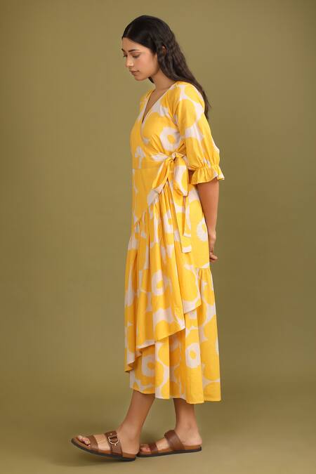 Buy_Trendy Tokari_Yellow Cotton V-neck Floral Print Wrap Dress _Online_at_Aza_Fashions