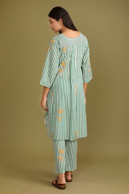 Trendy Tokari Green Cotton Embroidery Round Neck Floral Stripe Printed Kurta And Pant Set Online at Aza Fashions Trendy Tokari_Green Cotton Embroidery Round Neck Floral Stripe Printed Kurta And Pant Set _Online_at_Aza_Fashions