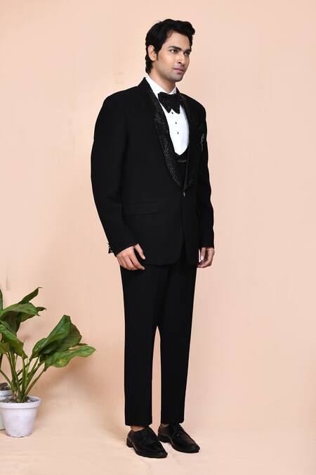 Shop Arihant Rai Sinha Black Cotton, Polyester Embroidery, Cut Work Chevron Placket Suit Set Shop_Arihant Rai Sinha_Black Cotton, Polyester Embroidery, Cut Work Chevron Placket Suit Set