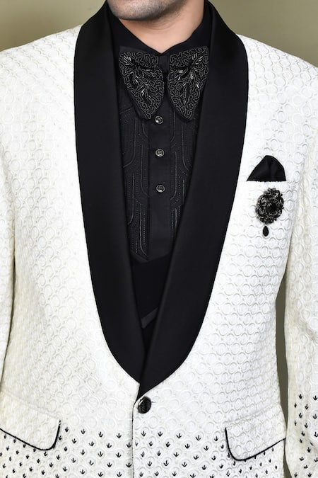 Arihant Rai Sinha_Cream Cotton, Polyester Sequins, Embroidery Flower Suit Set _at_Aza_Fashions