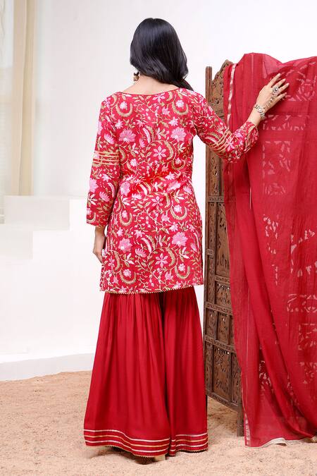 Shop Nero India Red Cotton, Silk Gota Patti Round Neck Floral Vine Print Kurta Gharara Set at Aza Fashions Shop_Nero India_Red Cotton, Silk Gota Patti Round Neck Floral Vine Print Kurta Gharara Set_at_Aza_Fashions