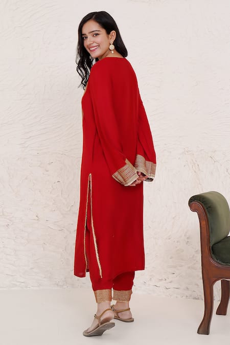 Nero India_Red Silk, Modal Lace Round Neck Zari Embroidered Kurta Pant Set _Online_at_Aza_Fashions