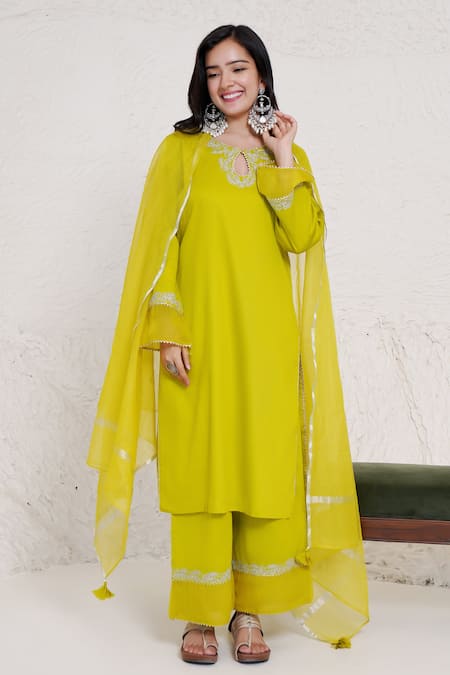 Nero India Placed Zari Dori Embroidered Kurta Pant Set 