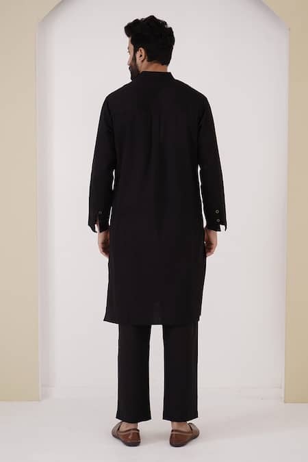 Nero India Solid Pintuck Kurta 