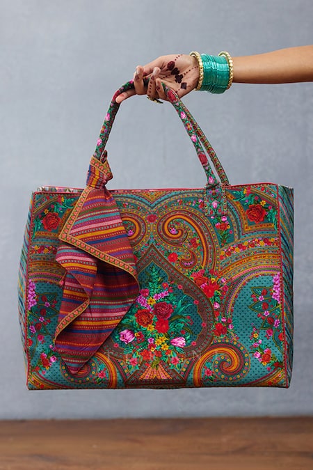 Buy Torani Multi Color Embroidery Dil Nawaz Arsia Paisley Print Handbag Online at Aza Fashions Buy_Torani_Multi Color Embroidery Dil Nawaz Arsia Paisley Print Handbag _Online_at_Aza_Fashions