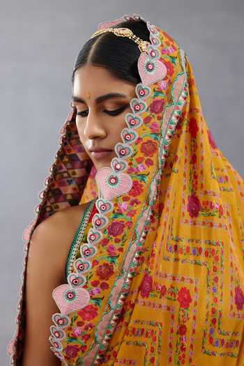 Buy Torani Yellow Muslin, Silk Applique, Mirrors Dil Seher Shrim Floral Print Saree Buy_Torani_Yellow Muslin, Silk Applique, Mirrors Dil Seher Shrim Floral Print Saree