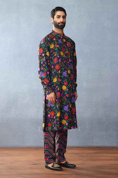 Buy_Torani_Black Cotton, Silk Dil Shaad Nasir Kurta Set _Online_at_Aza_Fashions