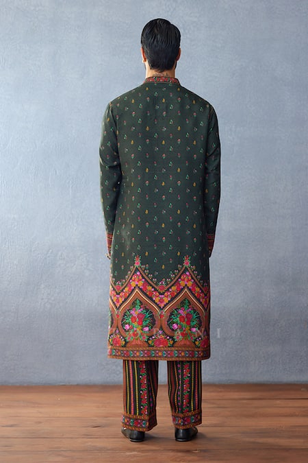 Torani Dil Shaad Azar Kurta Set 
