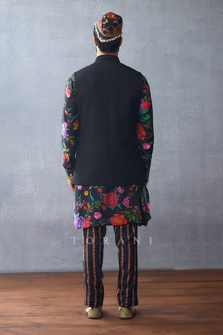 Torani Floral Print Bundi Kurta Set 