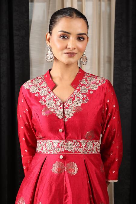 Shop House Of Supriya Red Silk, Viscose Lace, Embroidery Mandarin Floral Patterned Kurta Pant Set Online at Aza Fashions Shop_House Of Supriya_Red Silk, Viscose Lace, Embroidery Mandarin Floral Patterned Kurta Pant Set _Online_at_Aza_Fashions