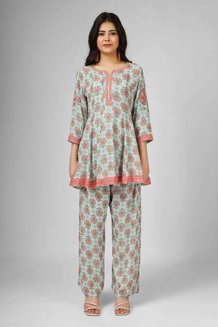 House Of Supriya_Blue Silk, Georgette Embroidery Collared Floral Print Short Kurta Pant Set _at_Aza_Fashions