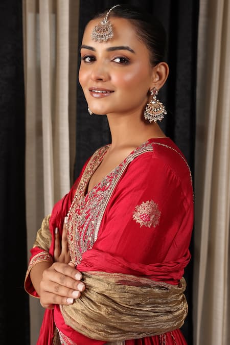 Buy House Of Supriya Red Silk, Viscose, Tissue Sequins, Embroidery V-neck Banarasi Anarkali Set Online at Aza Fashions Buy_House Of Supriya_Red Silk, Viscose, Tissue Sequins, Embroidery V-neck Banarasi Anarkali Set _Online_at_Aza_Fashions