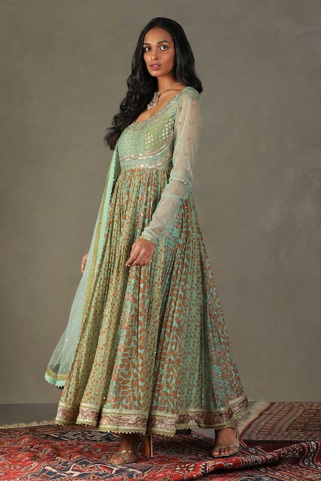 RI.Ritu Kumar Green Anarkali Shell - 60% Silk Print Floral Scoop Neck Roshafi Embroidered Set Online at Aza Fashions RI.Ritu Kumar_Green Anarkali Shell - 60% Silk Print Floral Scoop Neck Roshafi Embroidered Set_Online_at_Aza_Fashions