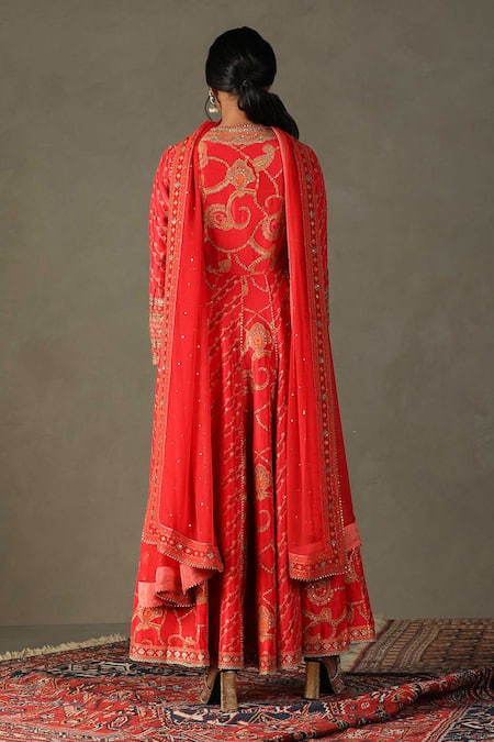 Shop RI.Ritu Kumar Red Anarkali Shell - 100% Silk Print Paisley V Rukmini Embroidered Palazzo Set at Aza Fashions Shop_RI.Ritu Kumar_Red Anarkali Shell - 100% Silk Print Paisley V Rukmini Embroidered Palazzo Set_at_Aza_Fashions