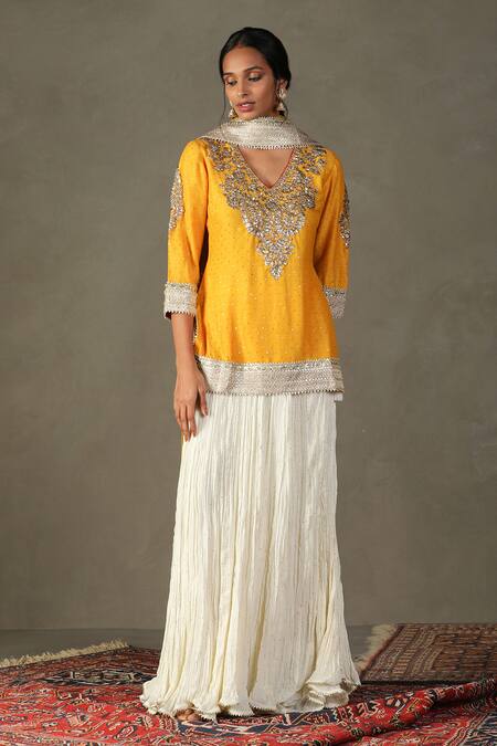 RI.Ritu Kumar Yellow Kurta 100% Silk Embroidered Gota Patti V-neck Bhawani Lehenga Set at Aza Fashions RI.Ritu Kumar_Yellow Kurta 100% Silk Embroidered Gota Patti V-neck Bhawani Lehenga Set _at_Aza_Fashions