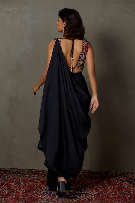Shop RI.Ritu Kumar Black Skirt 100% Viscose Embroidery Thread Plunge V Adenia Blouse Draped Set at Aza Fashions Shop_RI.Ritu Kumar_Black Skirt 100% Viscose Embroidery Thread Plunge V Adenia Blouse Draped Set_at_Aza_Fashions