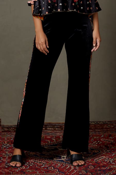 RI.Ritu Kumar Black 100% Viscose Embroidered Flower V Neck Wild Top With Pant Online at Aza Fashions RI.Ritu Kumar_Black 100% Viscose Embroidered Flower V Neck Wild Top With Pant _Online_at_Aza_Fashions