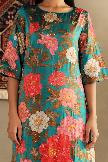 Buy RI.Ritu Kumar Green Cotton Embroidery, Sequins Round Neck Bella Floral Print Kurta And Pant Set Online at Aza Fashions Buy_RI.Ritu Kumar_Green Cotton Embroidery, Sequins Round Neck Bella Floral Print Kurta And Pant Set _Online_at_Aza_Fashions