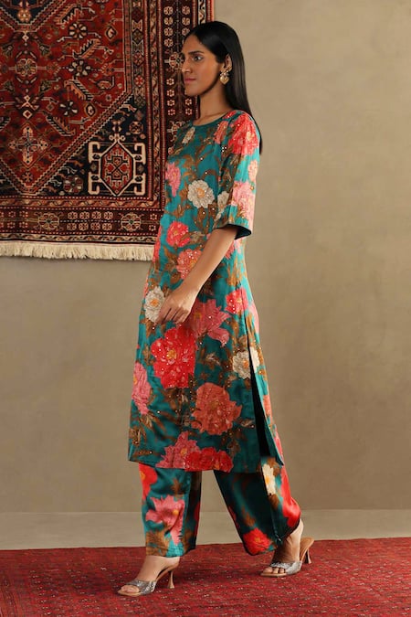 Shop RI.Ritu Kumar Green Cotton Embroidery, Sequins Round Neck Bella Floral Print Kurta And Pant Set Online at Aza Fashions Shop_RI.Ritu Kumar_Green Cotton Embroidery, Sequins Round Neck Bella Floral Print Kurta And Pant Set _Online_at_Aza_Fashions