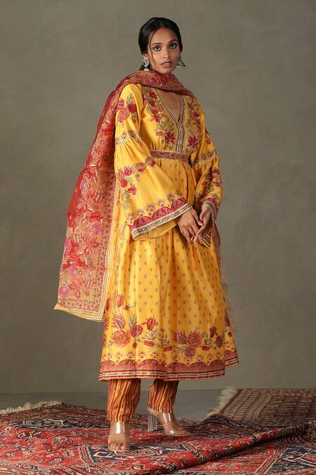 Shop RI.Ritu Kumar Yellow Anarklai-85% Cotton And 15% Silk Printed Dahlia Pattern Anarkali Pant Set Online at Aza Fashions Shop_RI.Ritu Kumar_Yellow Anarklai-85% Cotton And 15% Silk Printed Dahlia Pattern Anarkali Pant Set _Online_at_Aza_Fashions