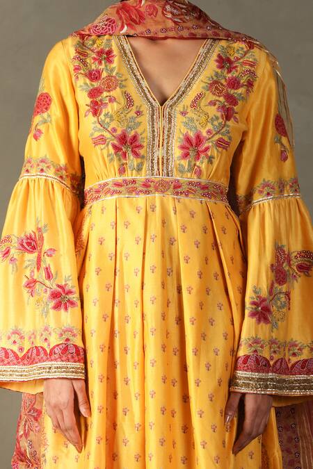 RI.Ritu Kumar Yellow Anarklai-85% Cotton And 15% Silk Printed Dahlia Pattern Anarkali Pant Set at Aza Fashions RI.Ritu Kumar_Yellow Anarklai-85% Cotton And 15% Silk Printed Dahlia Pattern Anarkali Pant Set _at_Aza_Fashions