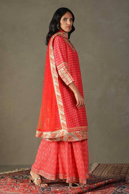 Buy_RI.Ritu Kumar_Pink Kurta- 15% Silk 85% Cotton Printed Bindiya Floral Pattern Gharara Set _Online_at_Aza_Fashions