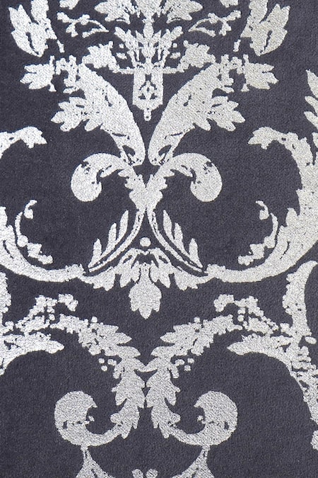 Buy Ode & Cloe Silver Cotton Print Foil 5 Pcs Cushion Covers Online at Aza Fashions Buy_Ode & Cloe_Silver Cotton Print Foil 5 Pcs Cushion Covers_Online_at_Aza_Fashions