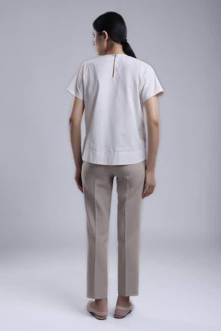 Dhi Tonal French Knot Embroidered Neck T-shirt 