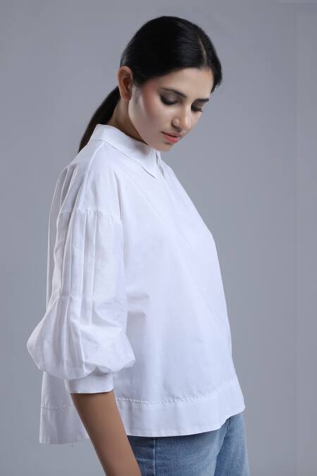 Buy_Dhi_Ivory Cotton Embroidery Collared Peter Pan T-shirt _Online_at_Aza_Fashions