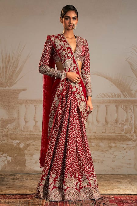 Amazon.com: Shri Balaji Silk & Cotton Saree Emporium Peach,Cocktail Party  Wear Indian Women Georgette Lehenga Choli Thread Foil and Zari Work  Ghaghara Skirt Dress 6996 : Clothing, Shoes & Jewelry