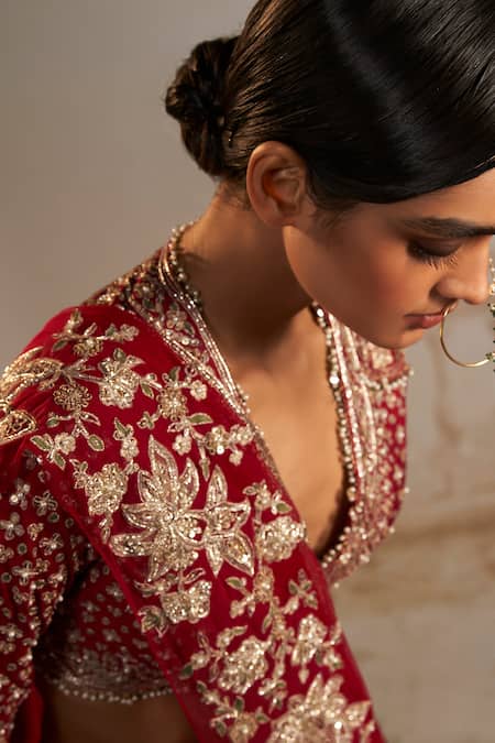 Ridhi Mehra Red Blouse Raw Silk Embroidered Persian Plunge Sagan Zardozi Skirt Saree Set at Aza Fashions Ridhi Mehra_Red Blouse Raw Silk Embroidered Persian Plunge Sagan Zardozi Skirt Saree Set _at_Aza_Fashions