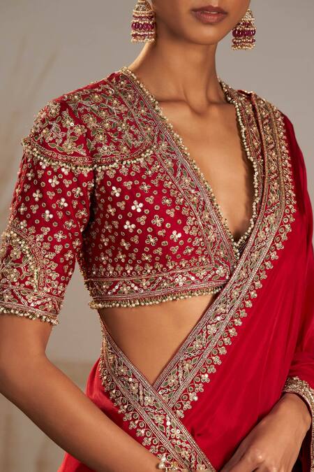 Ridhi Mehra_Red Blouse Raw Silk Embroidered Zardozi Plunge Lagan Border Saree With _Online_at_Aza_Fashions